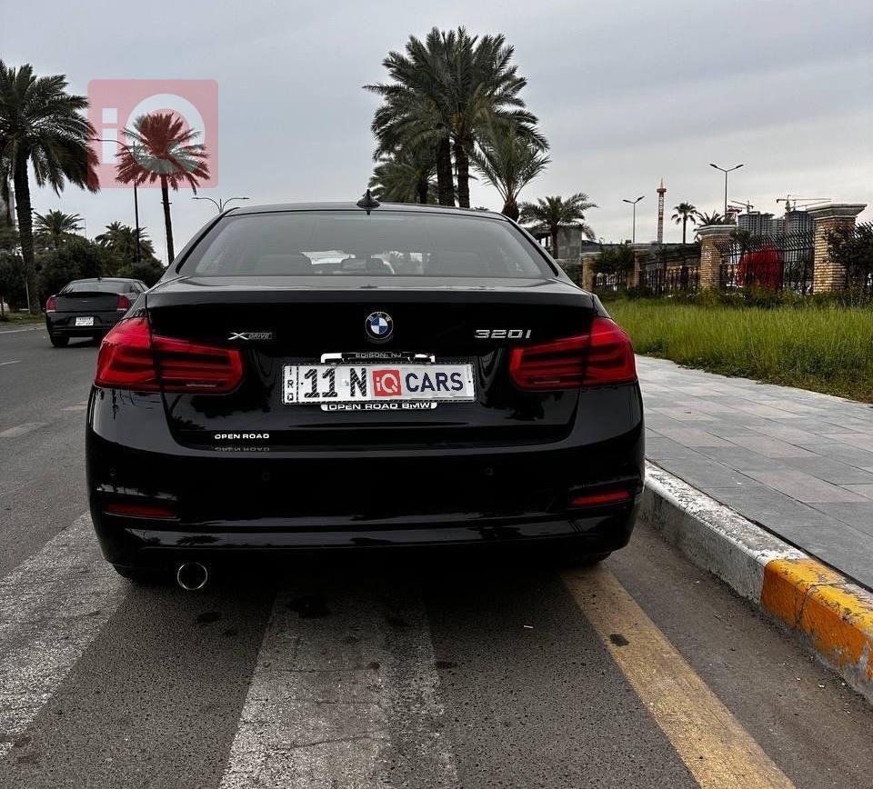 بي ام دبليو الفئة 3